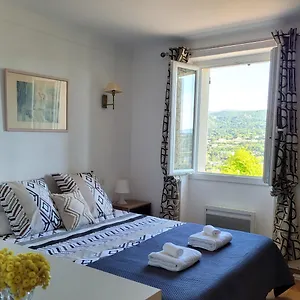  Séjour chez l'habitant Le Jardin Des Oliviers France